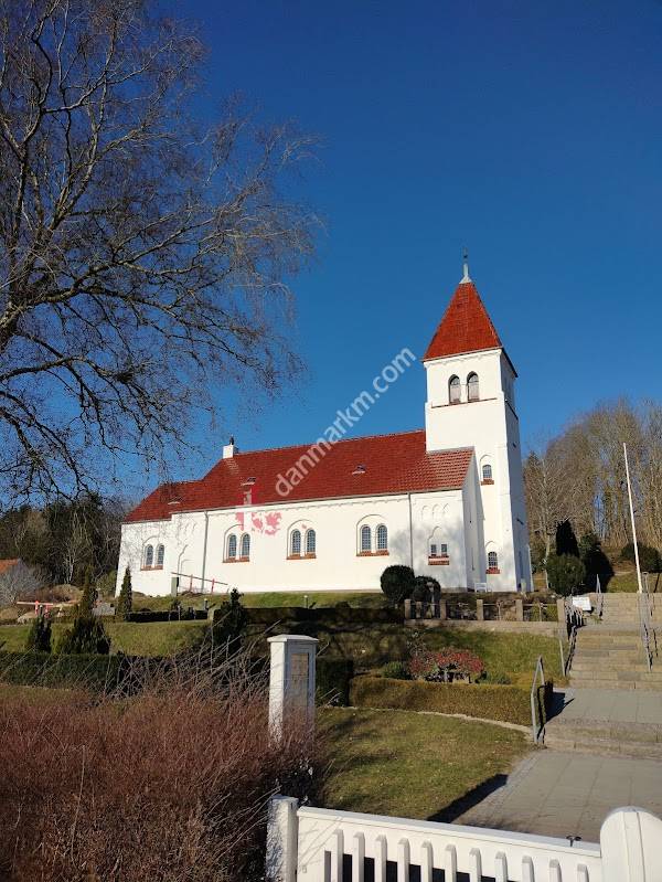 Broholm Kirke