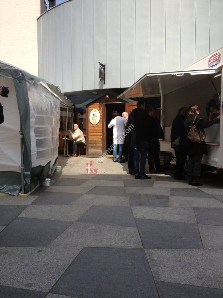 Die Bierstube Birte Merrild Kristensen