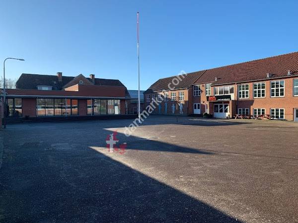 Ådum Skole