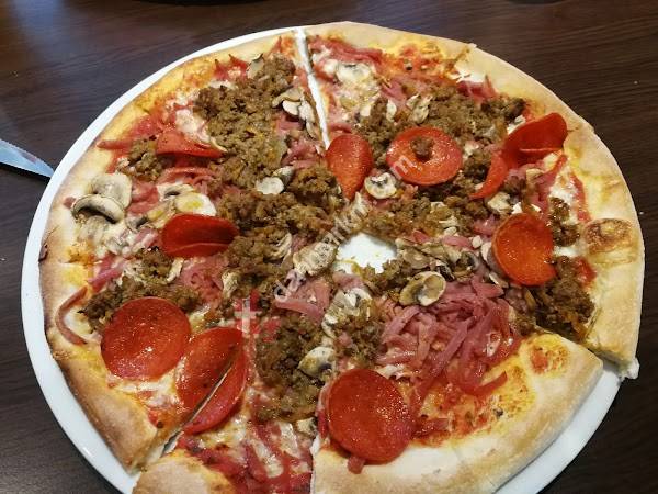 Engesvang Pizza v/Seckin Tekin