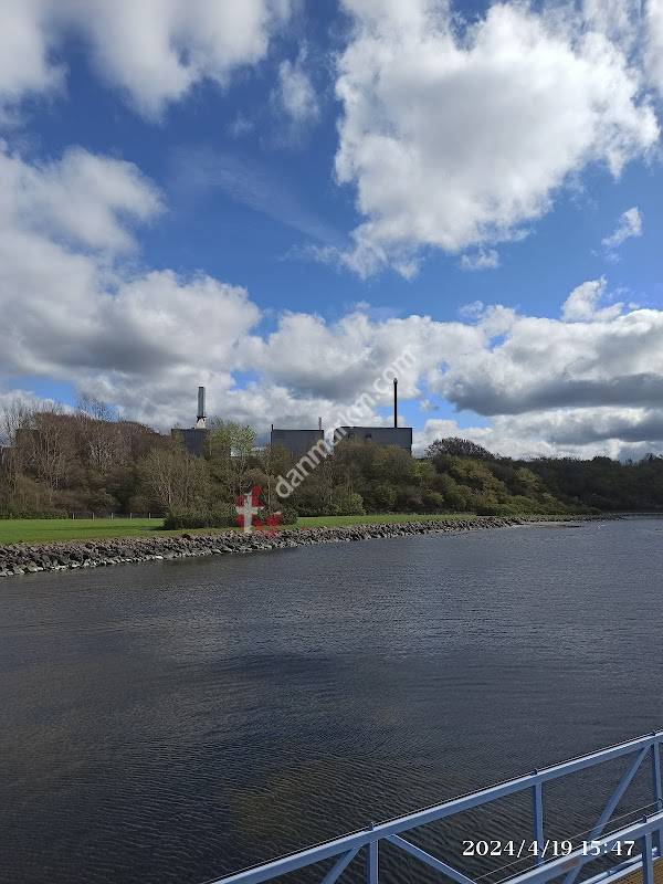 Salt Ship Pier, Dansk
