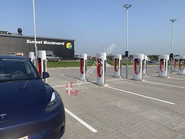 Tesla Supercharger
